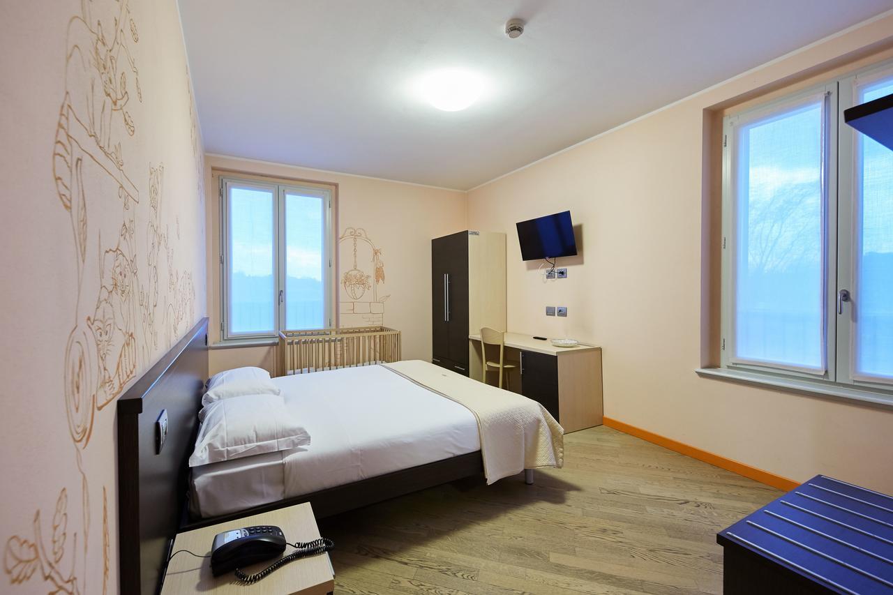 Cornelle Hotel Valbrembo エクステリア 写真